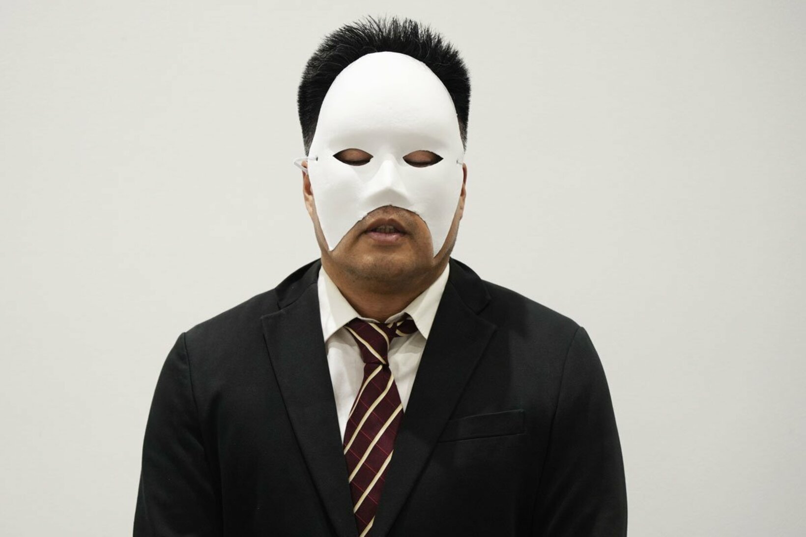 かつては「ＡＩメイヤー」として顔を覆面で覆っていた松田道人氏