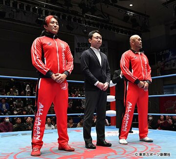  左からヨシタツ、五十嵐副社長、秋山ＧＭ