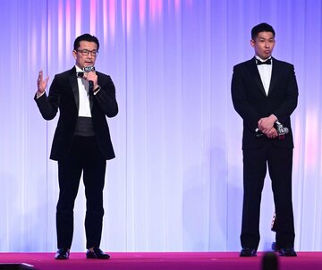  ゲストとして登場したＲＩＺＩＮの榊原ＣＥＯ（左）とK-1・中村プロデューサー（東スポWeb）