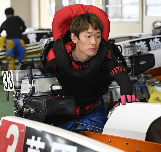  ３３号機を引き当てた茅原悠紀（東スポＷｅｂ）