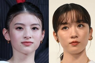 出口（左）と永野