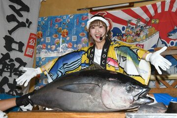 「高知県メニューフェア」に登場した川村文乃