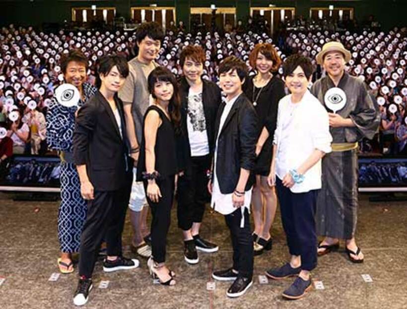 前列左から福山潤、沢城みゆき、神谷浩史、梶裕貴、後列左から井上和彦、星野貴紀、置鮎龍太郎、豊崎愛生、大川透