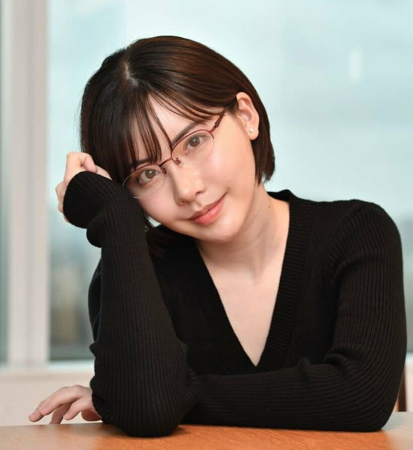  深田えいみ