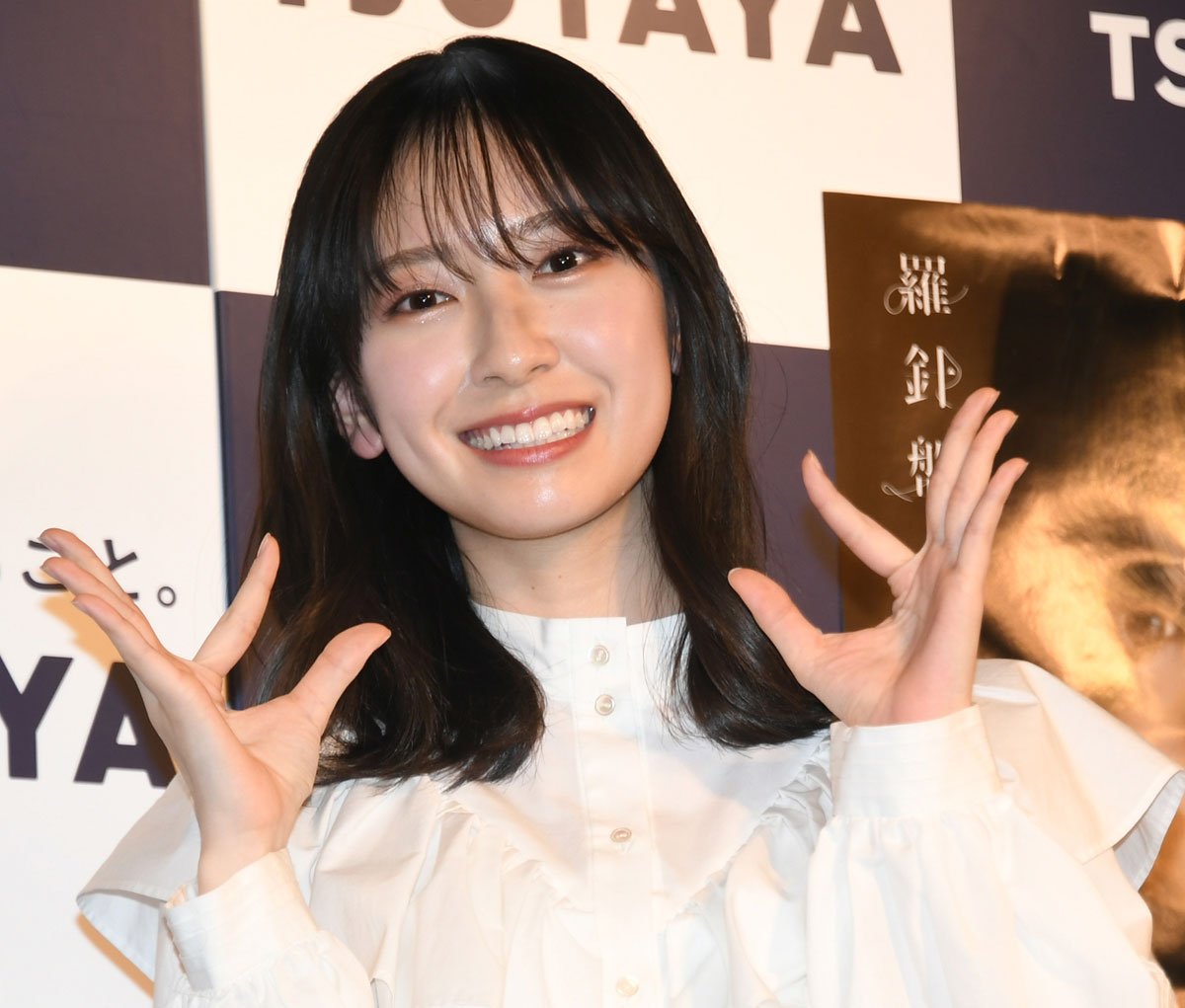 日向坂46金村美玖 食事制限なしの初写真集「お寿司100貫くらい 