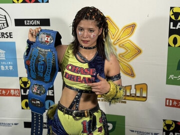 BEW女子選手権試合に勝利した山岡聖怜