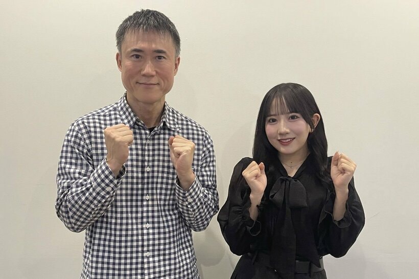 左から高須幹弥院長、相川暖花