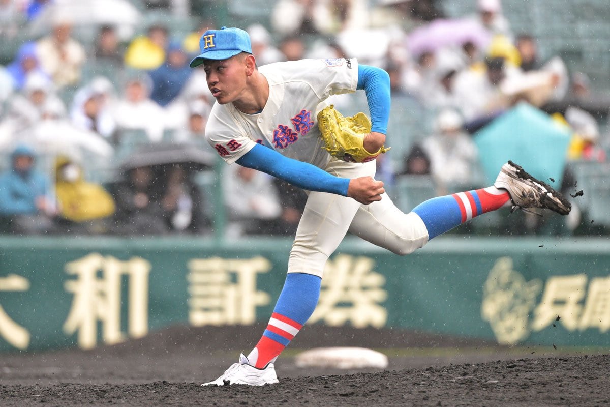 センバツ】花咲徳栄が14安打17得点で大勝 守備もノーミスで23年 センバツ】花咲徳栄が14安打17得点で大勝 守備もノーミスで23年