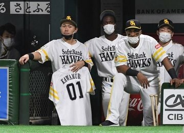 写真：ソフトバンク・中村晃 川村さんにささげる優勝達成「チームが一