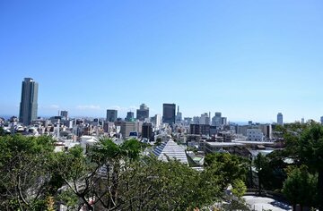 静かな神戸の街並みだが…