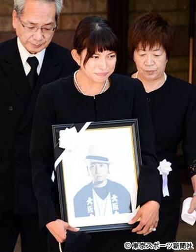 上原多香子の旦那の現在は?歴代夫との結婚歴・死別の真相から沖縄での最新近況までを徹底解剖