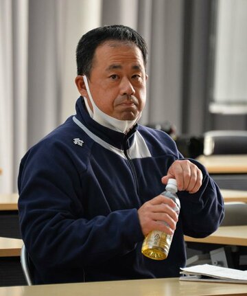  福大大濠の八木監督