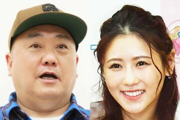 山本圭壱(左)と西野未姫