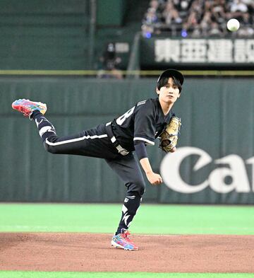 悠々とボールを投げ込んだ藤原丈一郎