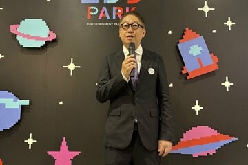 会見するパルコ名古屋店店長・高桑英之氏