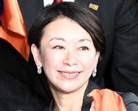  政府内文書を入手、公開した山尾氏