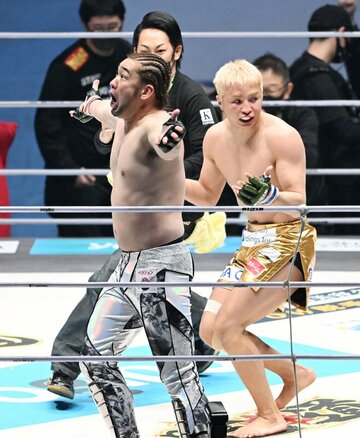  物議を醸したシバター（左）と久保（東スポWeb）