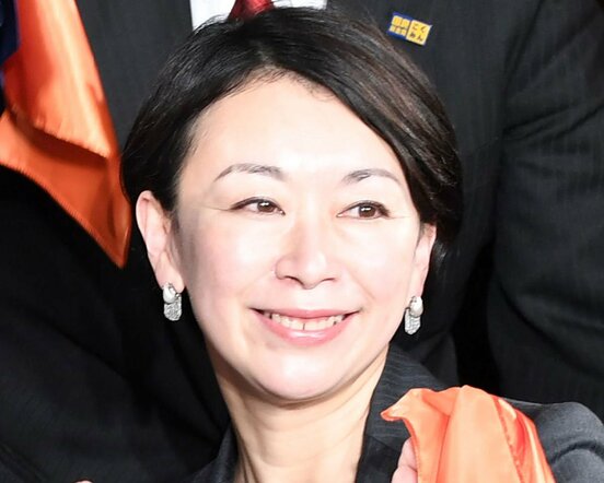  政府内文書を入手、公開した山尾氏