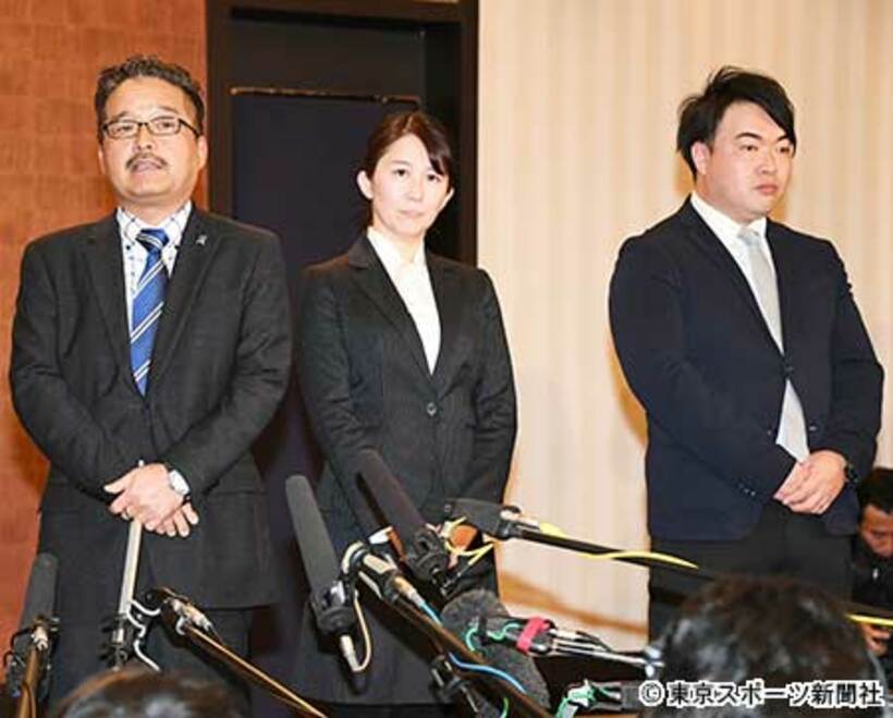  左から松村匠運営責任者兼取締役、早川麻依子新支配人、岡田剛新副新支配人