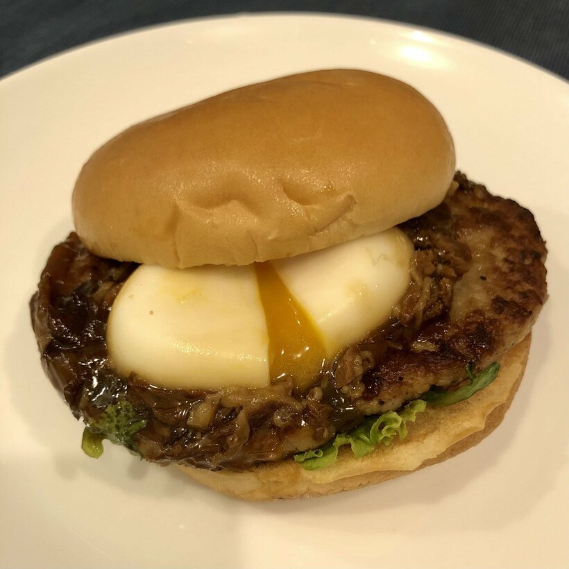  モスバーガー「とびきり　とろったま　スキヤキ仕立て」