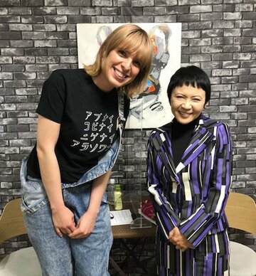  左からＩＶＡＮ、家田氏（東スポWeb）