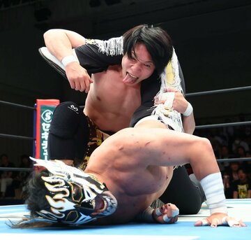 YOH(上)に掟破りのヌメロ・ドスを仕掛けられたデスペラード