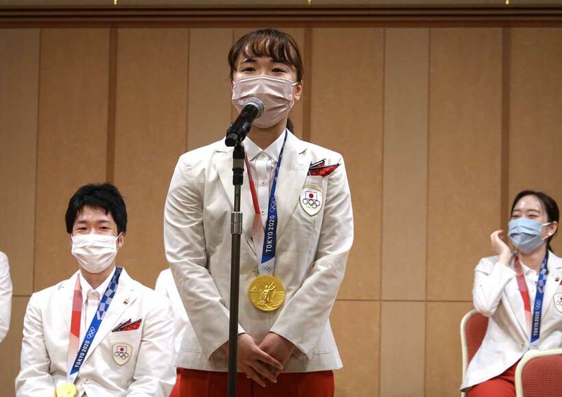  東京五輪の報告会に出席した伊藤美誠