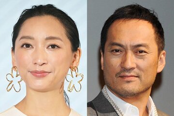 杏(左)と渡辺謙