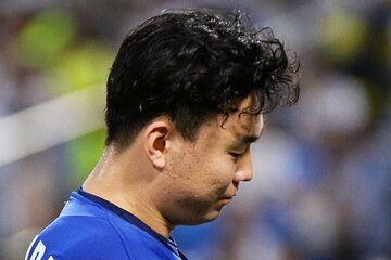 肩を落とす中日・小笠原慎之介
