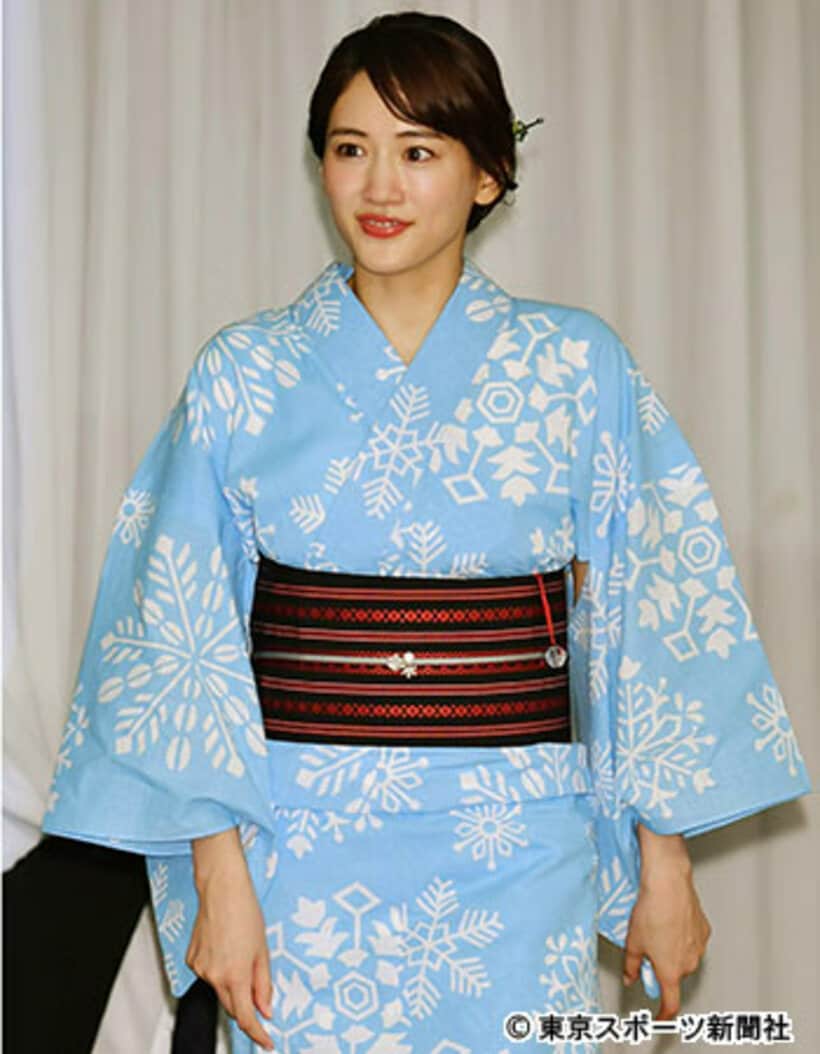  若妻役に挑戦する綾瀬はるか