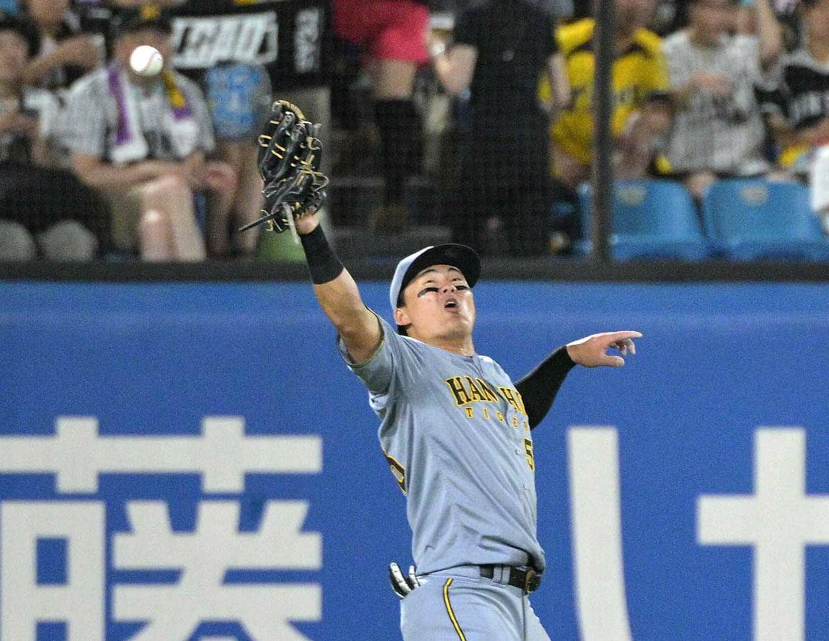 ４回には落球。即スタメン起用した前川は攻守で精彩を欠いた
