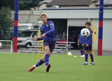  身長１９１㌢の大型ストライカー・原大智