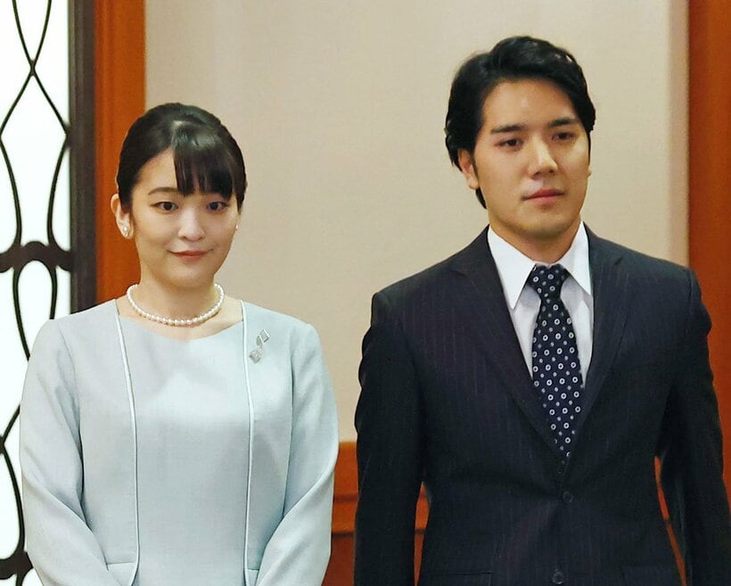  揃って出国する眞子さんと圭さん（代表撮影）