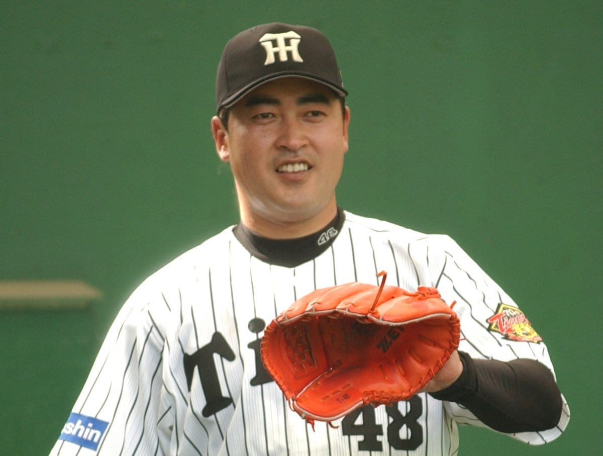 石毛博史投手実使用ユニフォーム、元巨人軍堀内恒夫監督サイン 石毛博史投手実使用ユニフォーム、元巨人軍堀内恒夫監督サイン