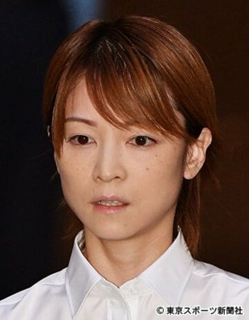  ２０日超の拘留でやつれたような顔つきだった吉澤ひとみ被告