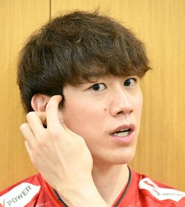 取材に応じる石川祐希