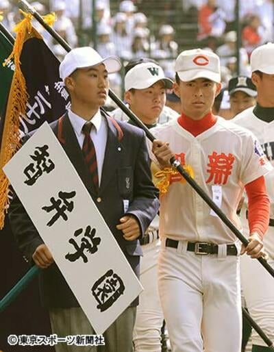 写真：【センバツ】チーム爆笑王の座を取り戻した智弁学園・岡沢 | 東