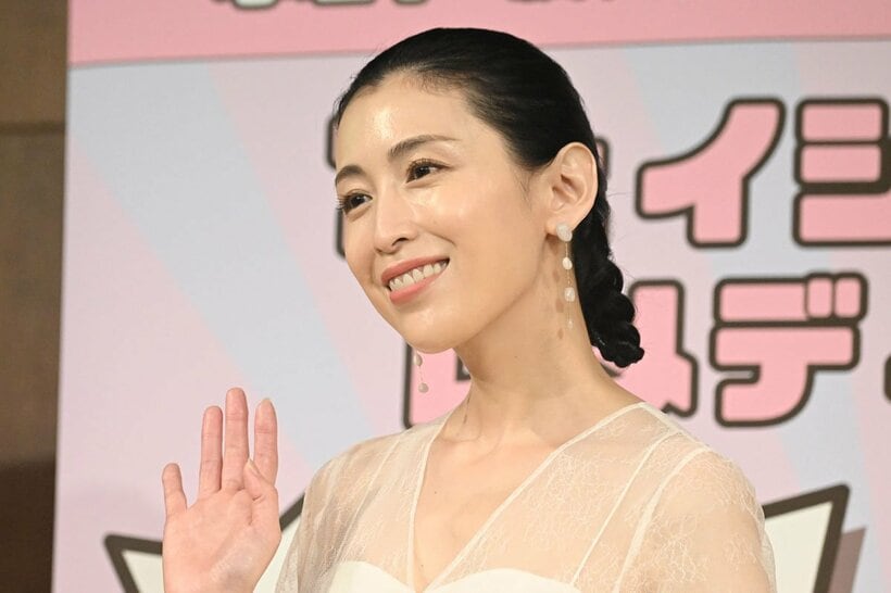 雛形あきこ