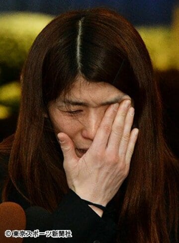 号泣しながら出場を宣言した吉田