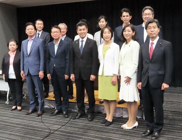  立憲・泉代表を始めとした「ネクストキャビネット」のメンバー（東スポWeb）