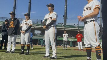 「門脇×甲子園夢プロジェクト」に参加した門脇誠内野手（中央）