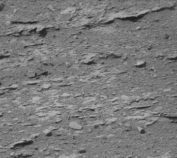 右下に円錐型物体が写っている（NASA/JPL-Caltech/MSSSから）