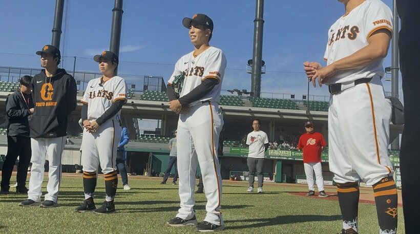 「門脇×甲子園夢プロジェクト」に参加した門脇誠内野手（中央）