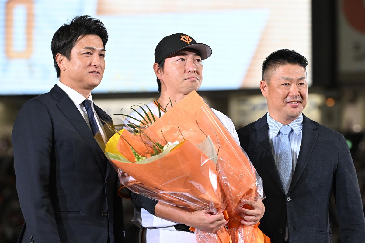 写真：【巨人】長野久義の引退セレモニーに高橋由伸氏、カブス・鈴木 