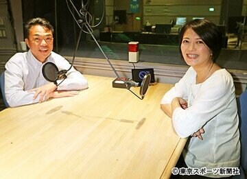 永さんとの思い出を語った外山アナ（右）とはぶ