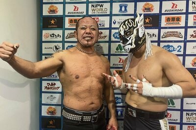 写真：【新日本】葛西純が電撃来場！ デスペラードと共闘受諾「歴史を