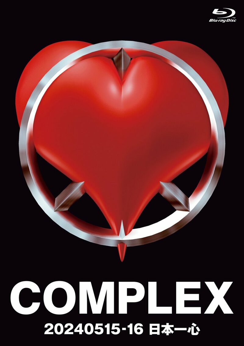 写真：吉川晃司と布袋寅泰のユニット「COMPLEX」が行ったライブ