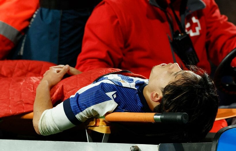 バルセロナ戦で負傷した久保建英（ロイター）