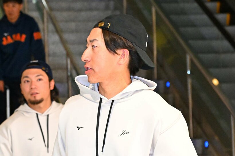 マイアミに到着した大勢