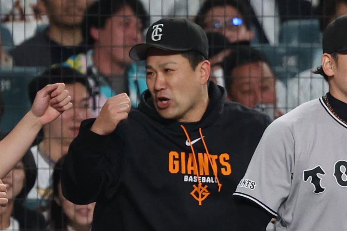 勝利を喜ぶ田中将大